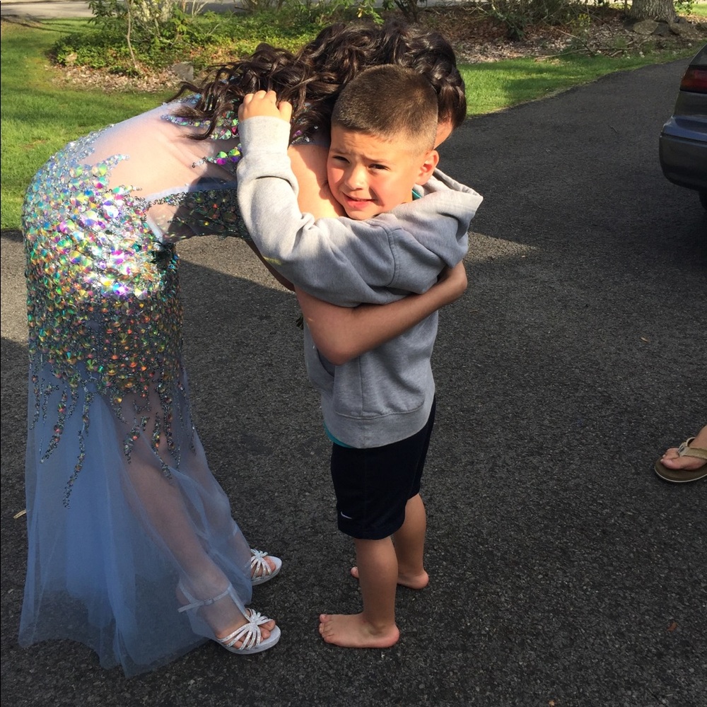 Size 8 Milano Formals Prom Dress